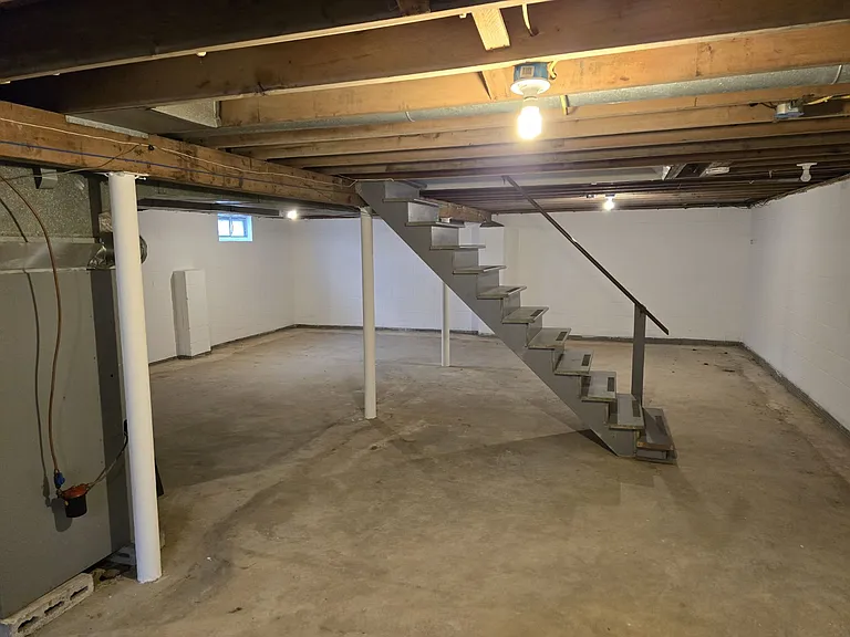 407 Maryland Ave — Photo 16