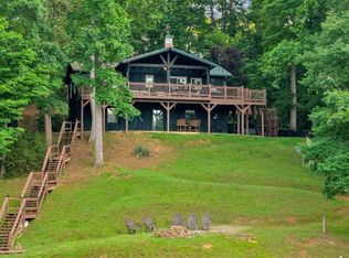 1049 Dean Cir, Dandridge, TN 37725