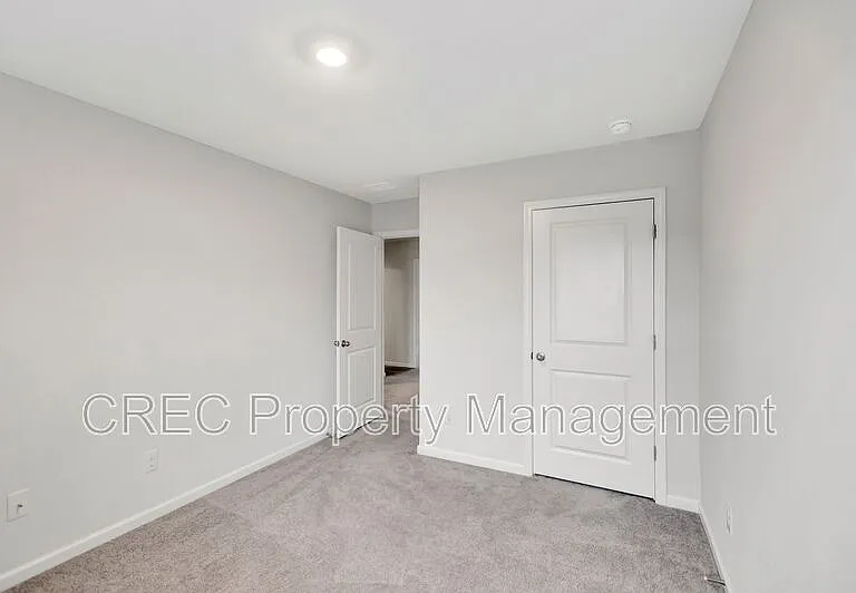 575 Wayton Cir — Photo 20