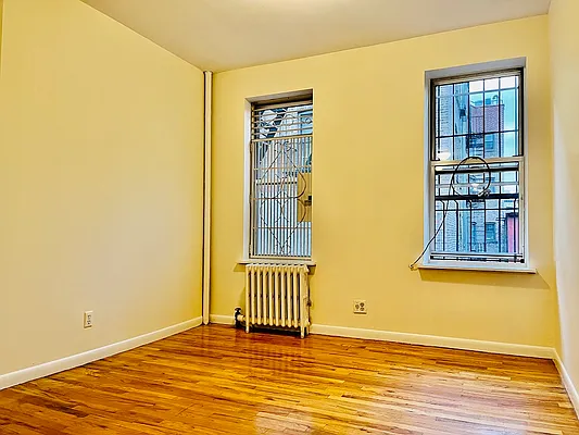 Rented by Corcoran | media 34