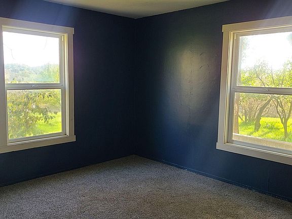3rd image of 12332 Silver Springs Pl