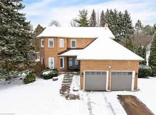 20 Iris Cres, Brampton, ON L6Z3H7
