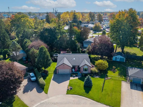 252 Mill Pond Cres, Strathroy Caradoc, ON N7G 3R1