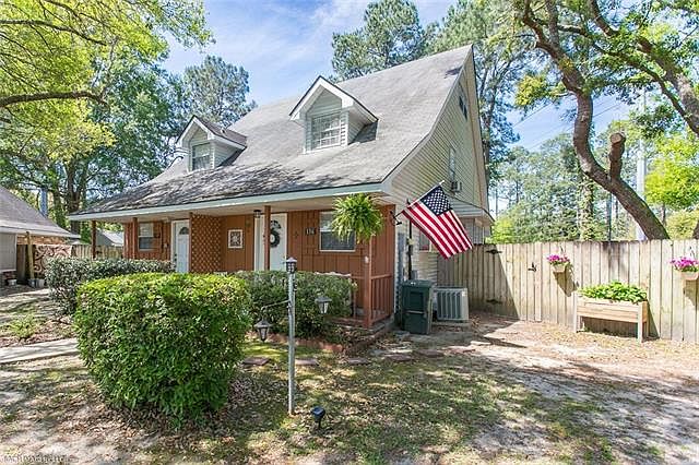 1st image of 136 Village Dr #136