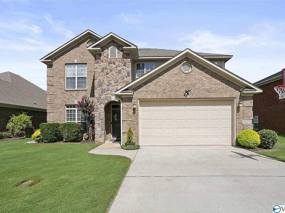 1st image of 5029 Valley Cove Dr SE