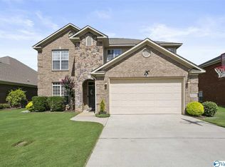 5029 Valley Cove Dr SE, Owens Cross Roads, AL 35763