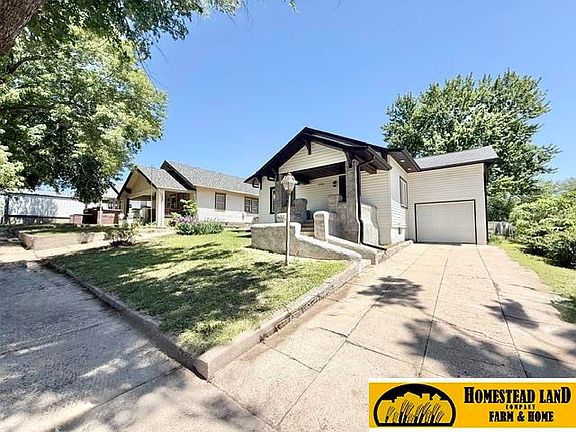3rd image of 1316 C St