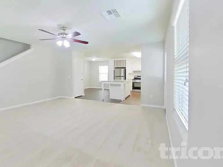 10115 Dawson Hill Ln — Photo 2