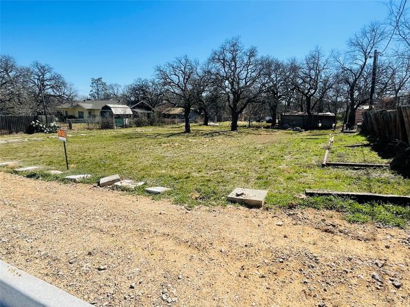916 W Moss St, Eastland, TX 76448