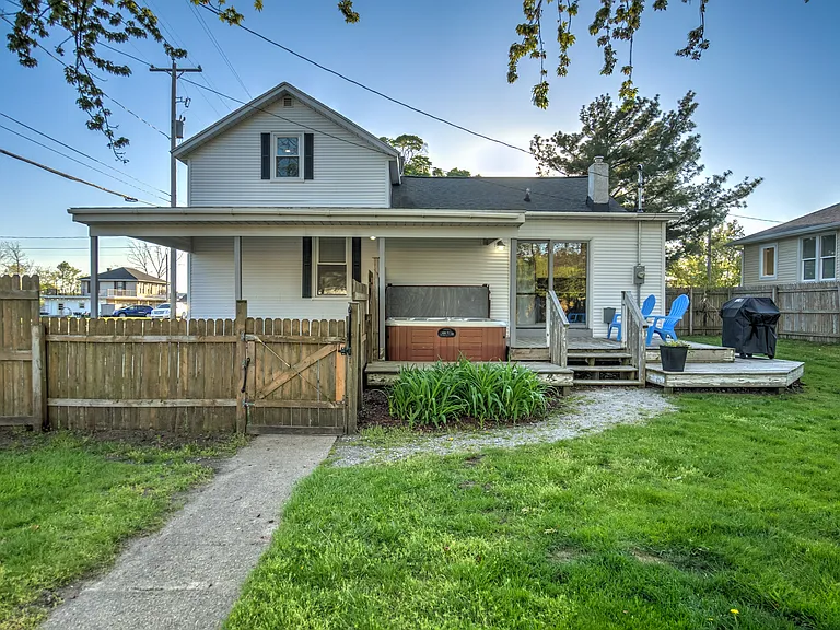 116 S Park St — Photo 30