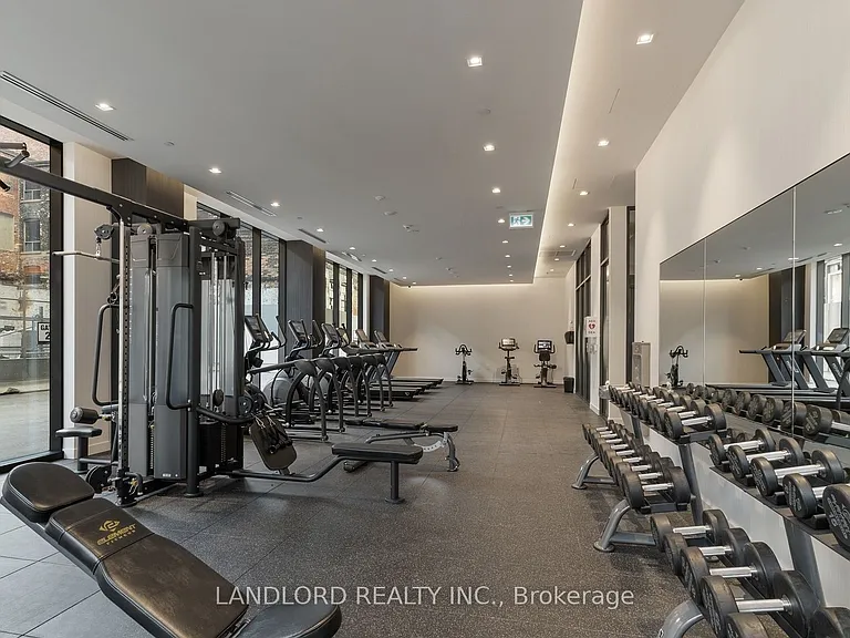 9 Tecumseth St #501 — Photo 25