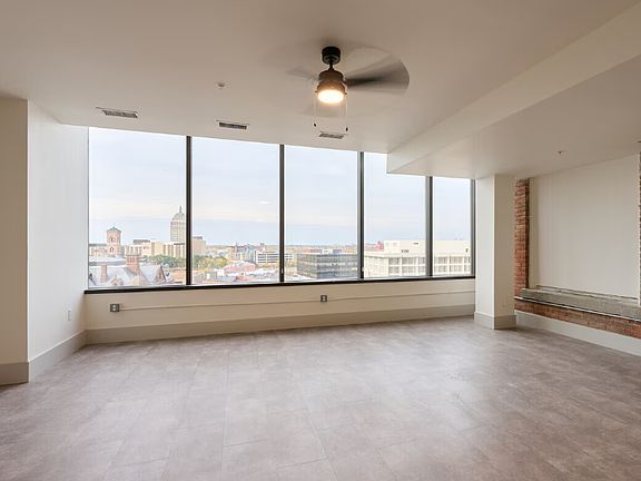 2nd image of 39 State St #213