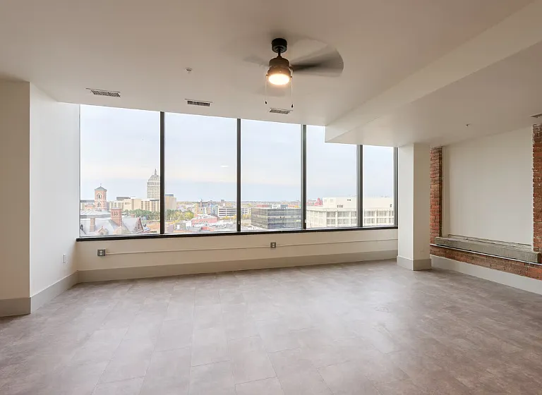 Ellwanger & Barry Building — Photo 2