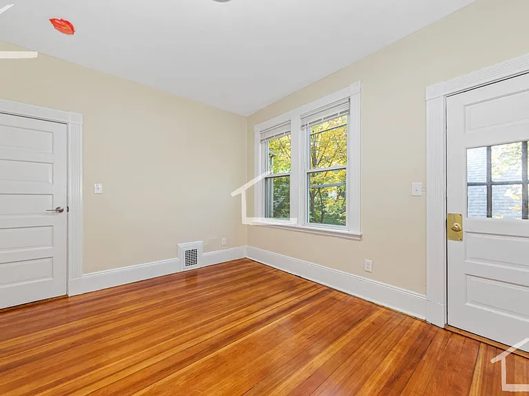 3-44 Brackett St #3 — Photo 12