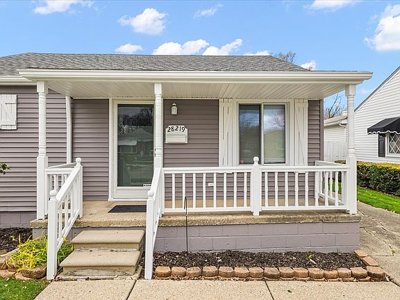 2nd image of 28219 Grant St