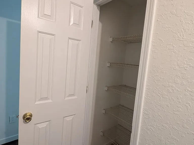 114 Cedar St — Photo 22