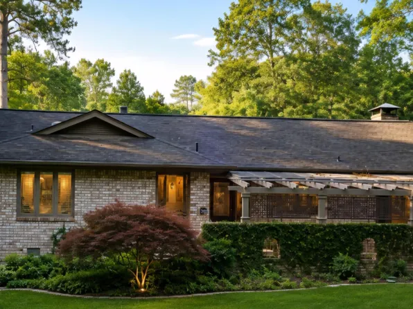 2469 Circlewood Rd, Atlanta, GA 30345