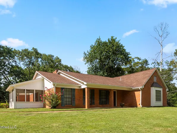 332 Kiowa Dr, Madison, MS 39110