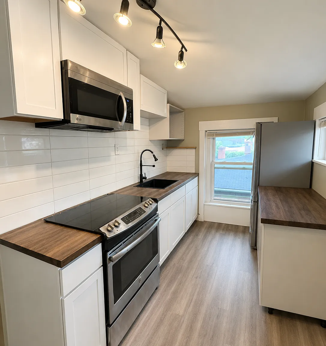 1 bed, 725 sqft, $1,075 — Photo 2