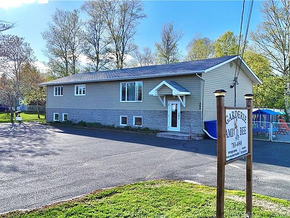 2nd image of 866 Robertville