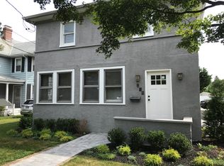 915 Oyster Bay Rd, East Norwich, NY 11732
