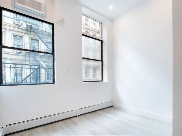 74 Leonard Street image 1 of 4