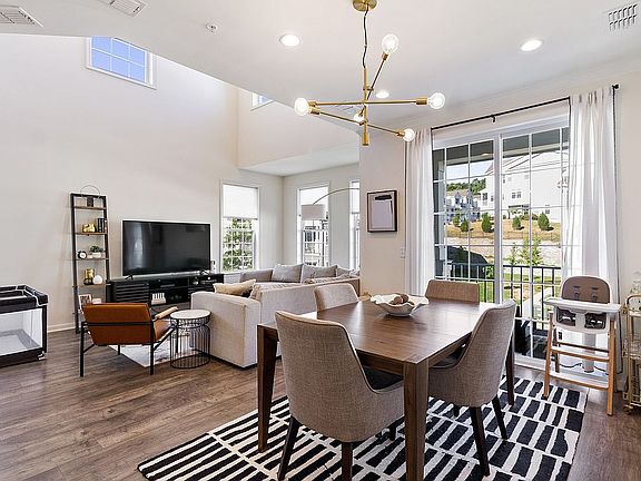 Dining Room/Living Room