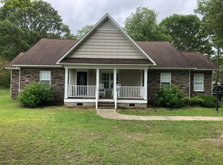 2664 Cypress Lakes Rd, Hope Mills, NC 28348