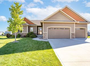 803 NW Ridgeline Ct, Ankeny, IA 50023