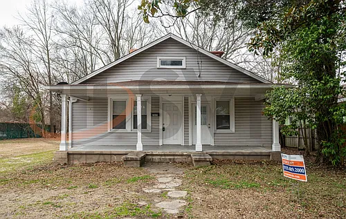 2809 Hillsborough Rd Photo 1