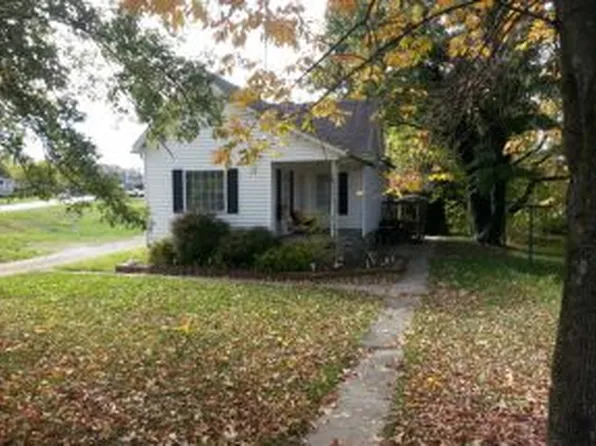 121 E Carr St, Milan, IN 47031