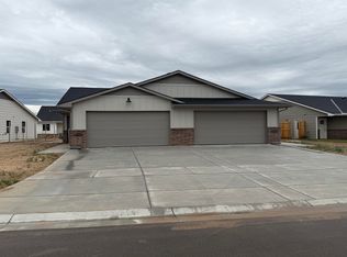 2869 S Cedar Crest St UNIT 100-200, Wichita, KS 67209