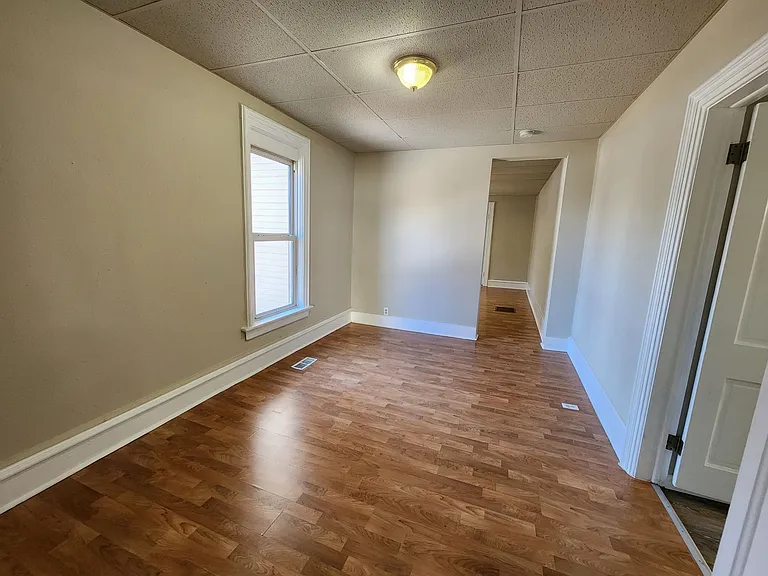 705 E Montgomery St — Photo 10