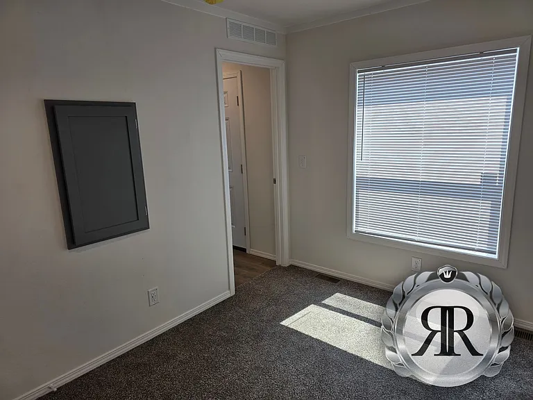 624 N 25th Ave — Photo 5