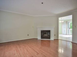 37 Beech Hill Ave, Manchester, NH 03103