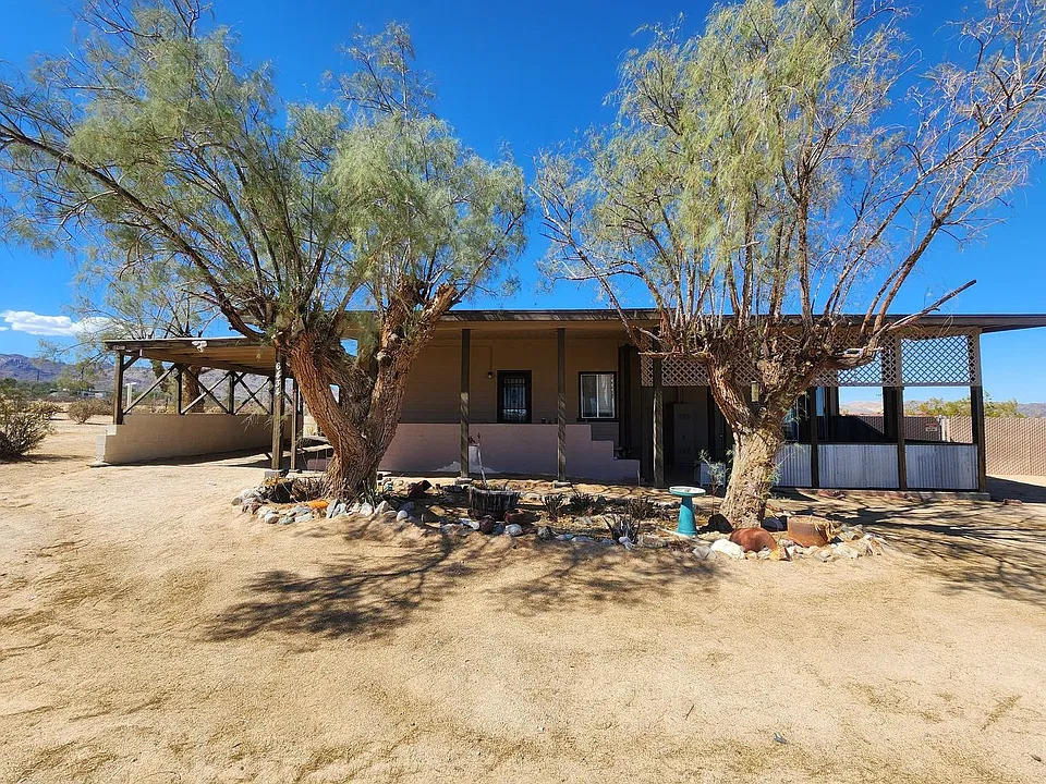 6434 Lear Ave
