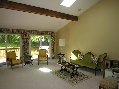4th image of 9905 S Park Cir