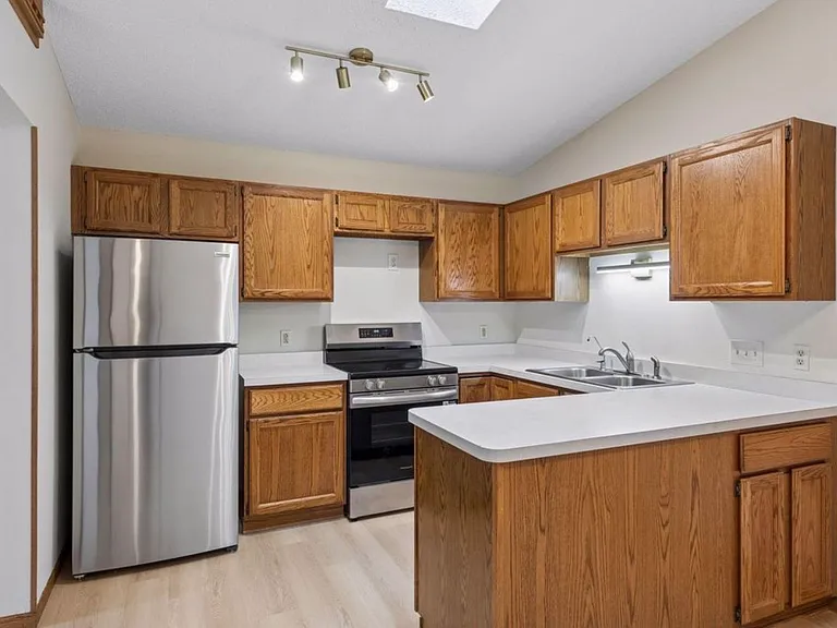 3645 Lyric Ave — Photo 4