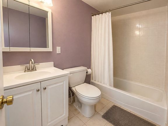 5th image of 16 Winter St APT 21B