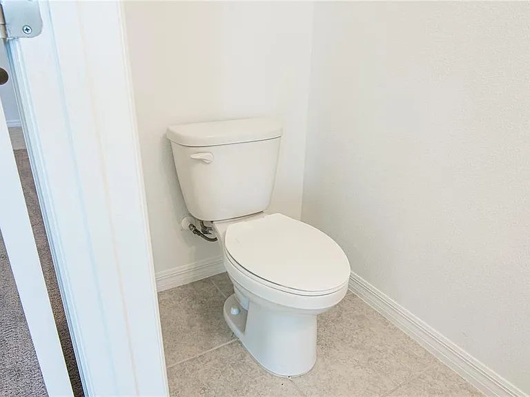 205 Mandovi St — Photo 6