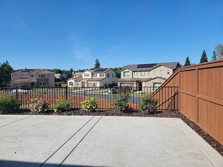 3035 Salt Wash Way — Photo 11