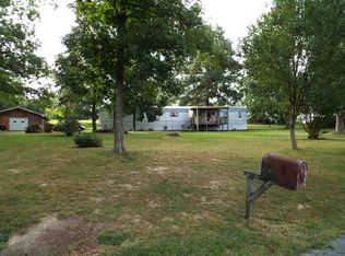 141 Logans Ln, Whitesburg, TN 37891