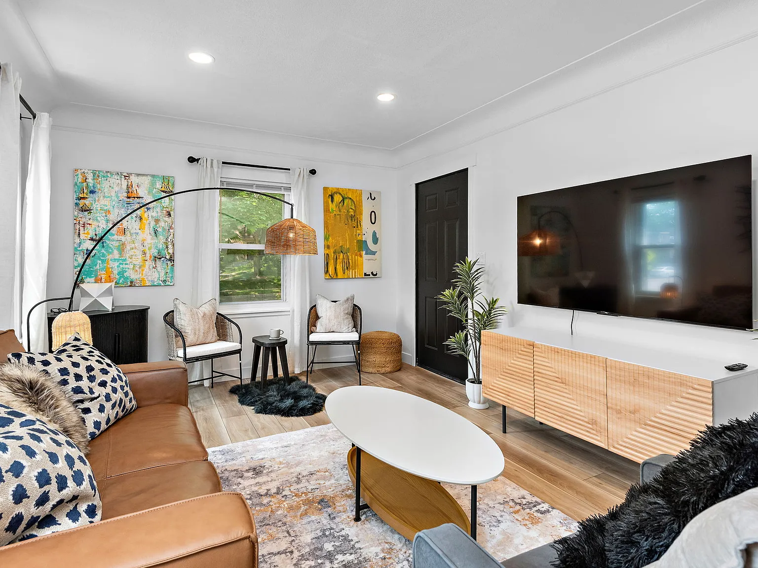 3 bed, 1500 sqft, $3,300 — Photo 4