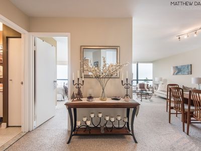 5415 N Sheridan Rd APT 3805, Chicago, IL, 60640