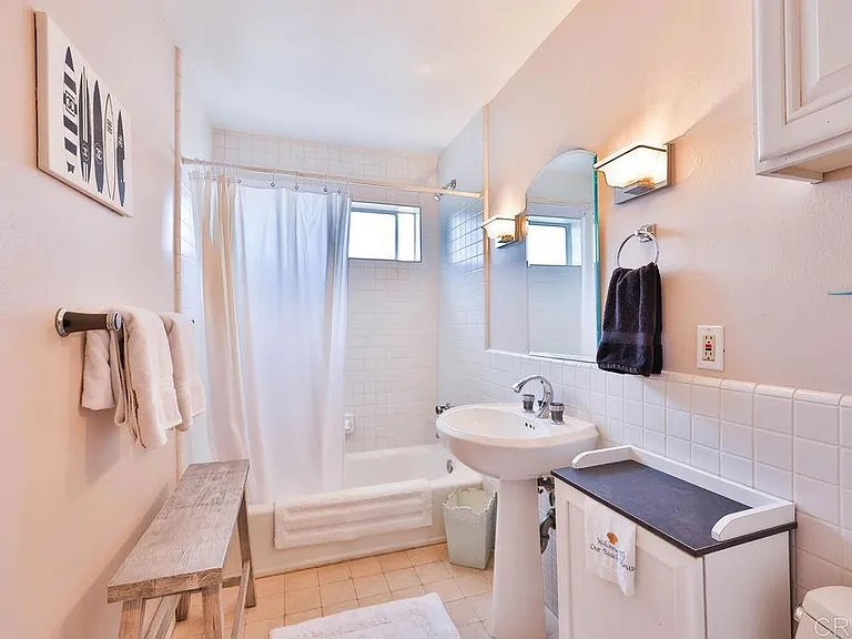 229 Orange Ave #3 — Photo 43
