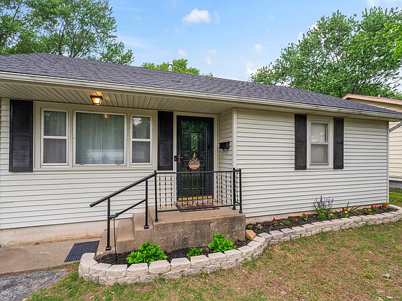 4th image of 1037 N Fulbright Avenue