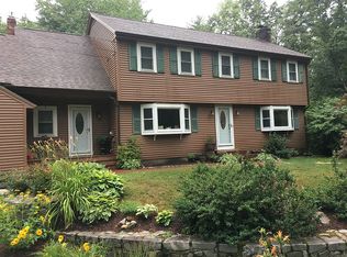 15 Rocky Pond Rd, Brookline, NH 03033