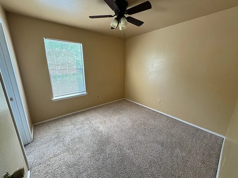 4806 Greenlee Dr — Photo 25