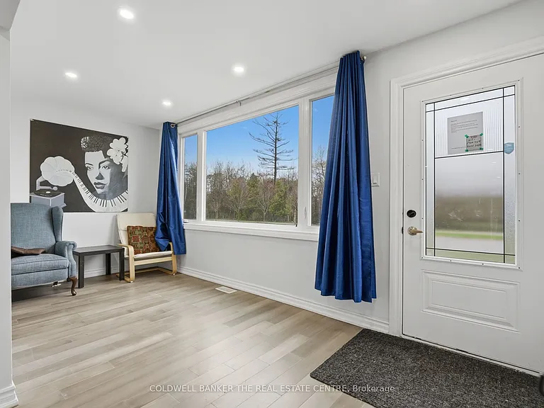 749 Innisfil Beach Rd — Photo 5