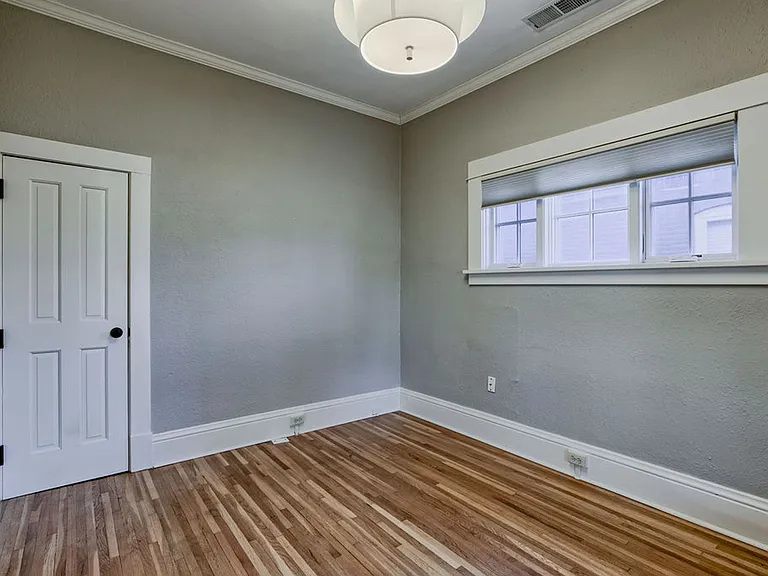 627 Laporte Ave — Photo 8